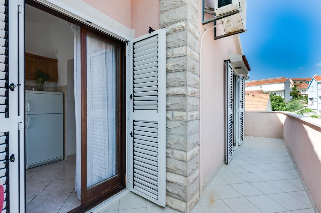 Apartmani Prkacin Trogir Exterior foto